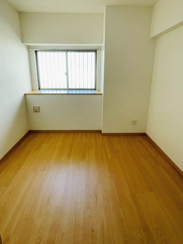 寝室にピッタリの洋室です