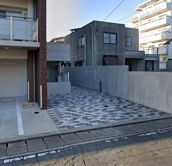 清潔感のあるエントランス