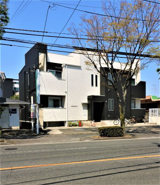 敷地内・建物