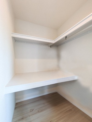 お洋服が多い方でも安心の収納力