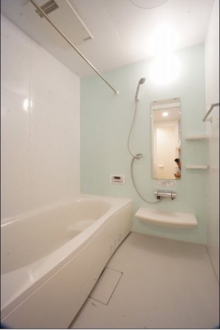 日々の疲れを癒せる浴室です