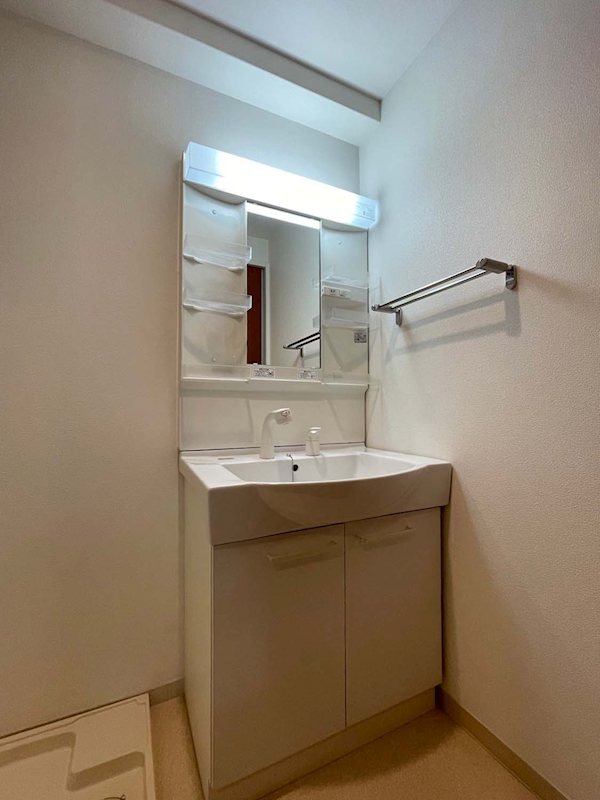 お出かけ前の身支度はこちらでどうぞ