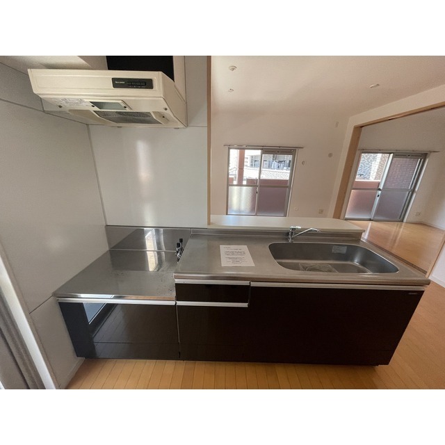 対面キッチンで料理も楽しくなりそうです