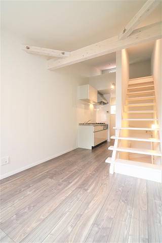 唐人町駅まで徒歩圏内。