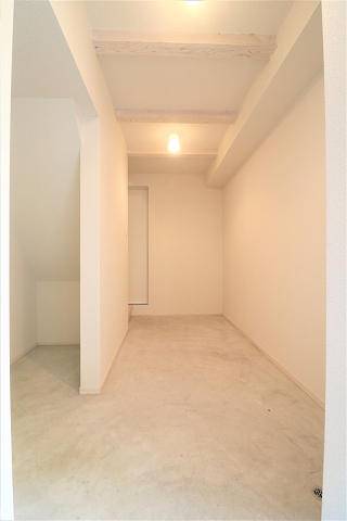 小型以下のバイクも停められます。