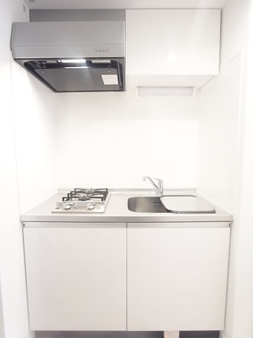 嬉しい2口コンロ備え付けシステムキッチン