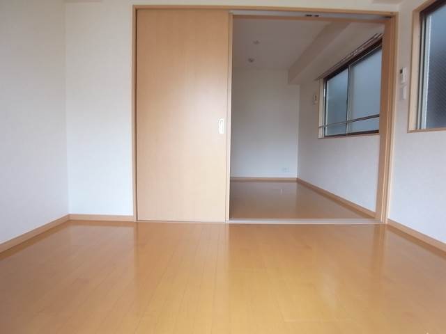 日当たりの良いリビングでリラックスできます