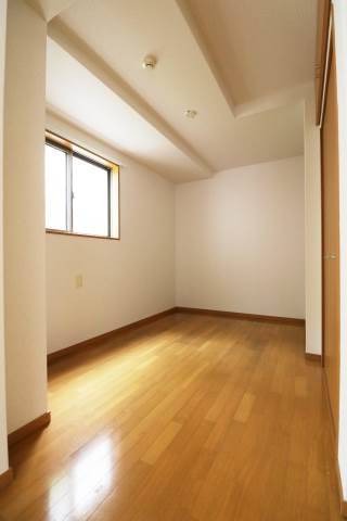 こちらもフローリングです。