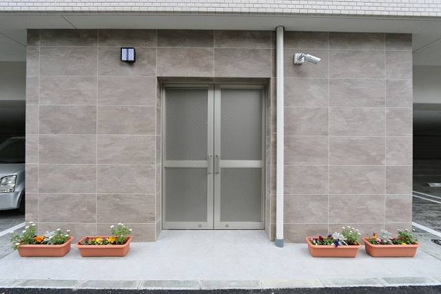 敷地内にゴミ置き場があります