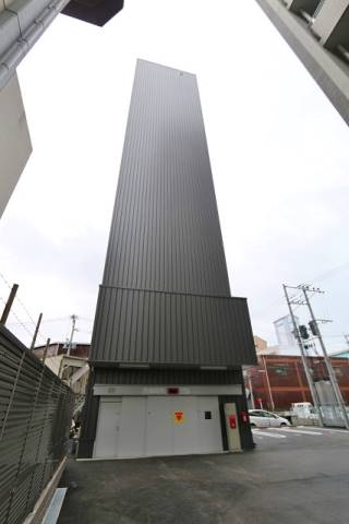 専用の立体駐車場もあり大型車も駐車可能です