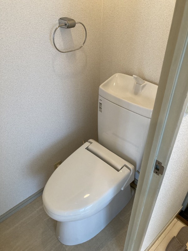 清潔感のある空缶です。