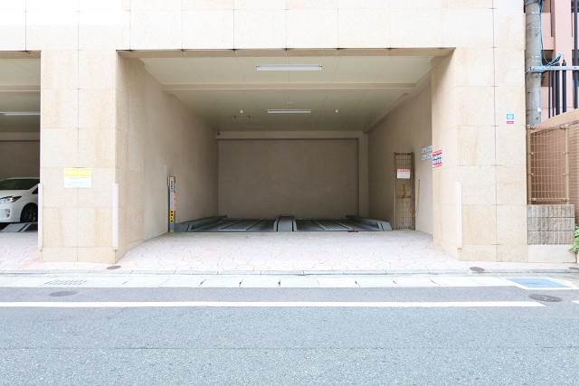 敷地内駐車場も完備です