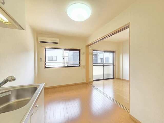 明るいお部屋ですね。