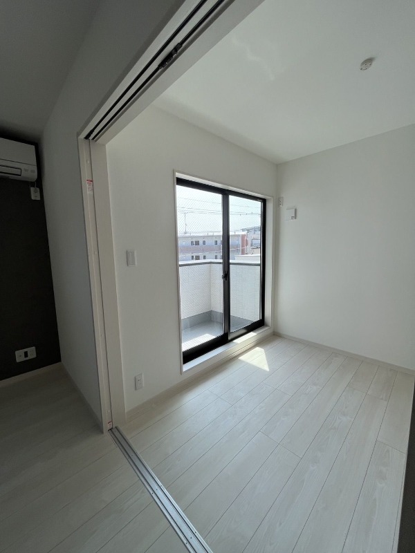フローリングで綺麗なお部屋です。