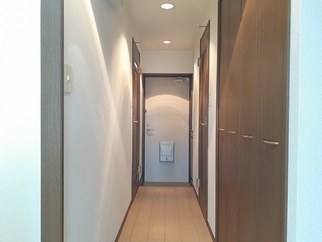 玄関はこんな感じです。
