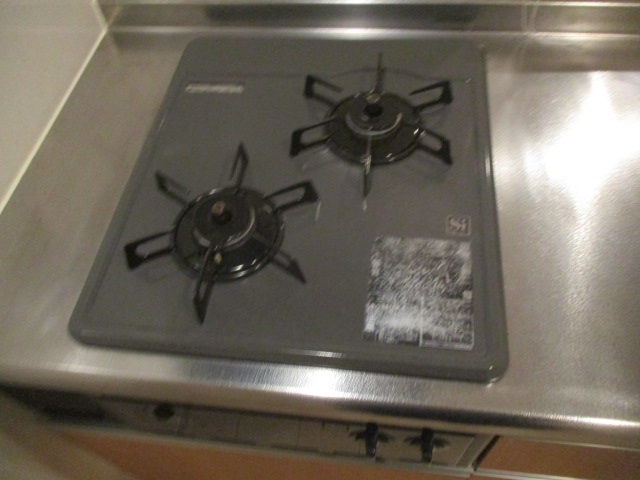 お掃除も楽々のシステムキッチン
