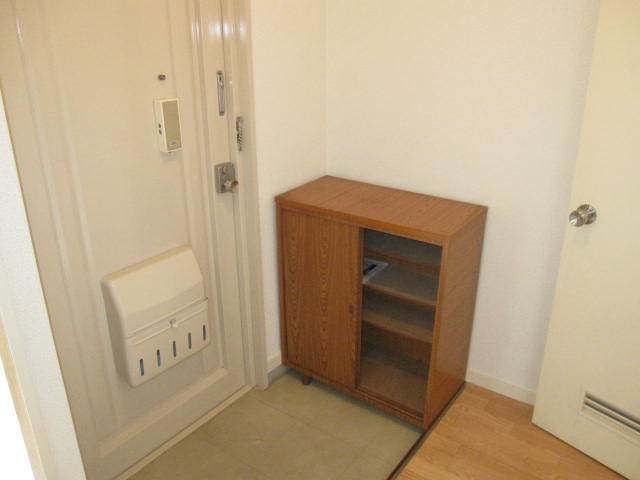 玄関はこんな感じです。