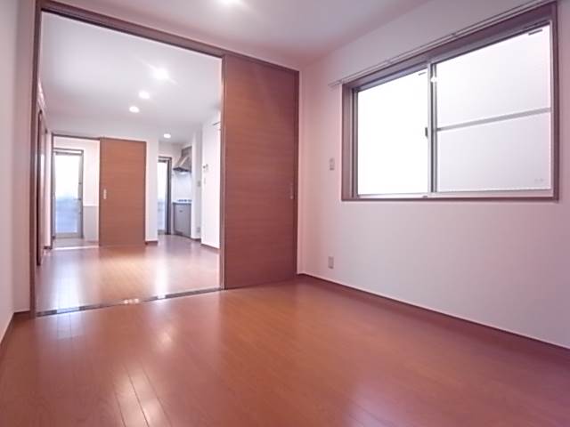 寝室にピッタリの洋室ですね
