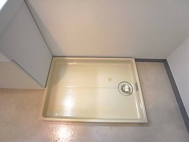 勿論室内洗濯機置き場です。