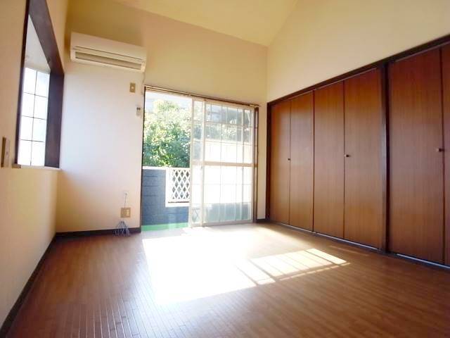 暖かい雰囲気のお部屋です