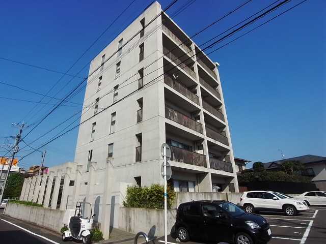 敷地内・建物