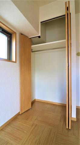 お洋服が沢山入ります。