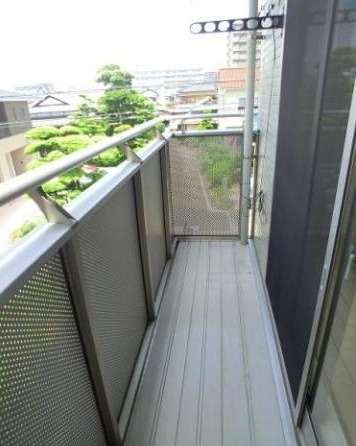 天気の良い日はこちらでお洗濯を