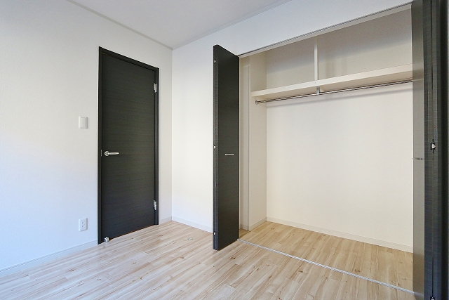 お洋服などはこちらに