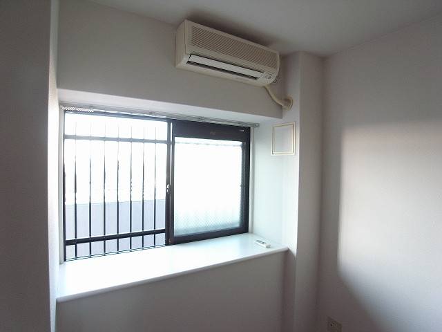 エアコン完備で年中快適です