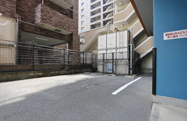 敷地内駐車場ございます