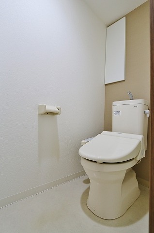 うれしい温水洗浄便座機能付き