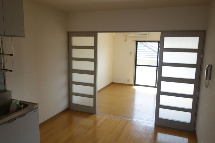 明るい洋室です。