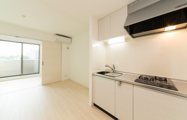 白を基調とした明るいお部屋ですね