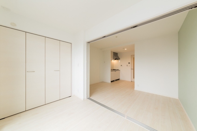 こちらは寝室にどうぞ