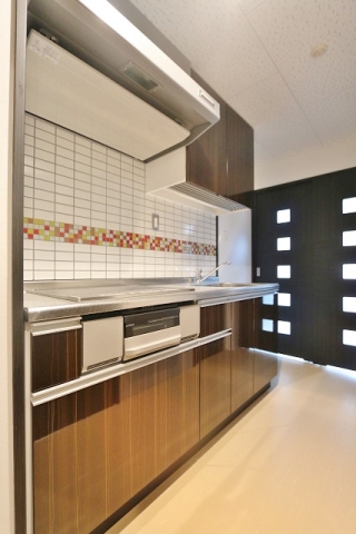 オシャレなキッチンで料理が作れます