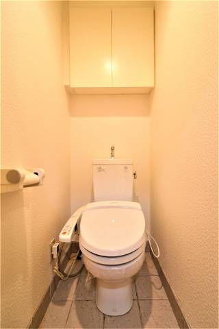 ウォシュレット付きトイレ