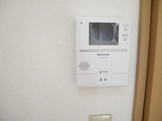 外の様子が見えて安心です。