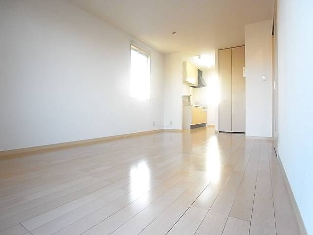 家具の配置がしやすいお部屋です