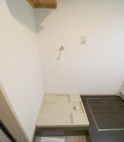 室内洗濯機置場です。