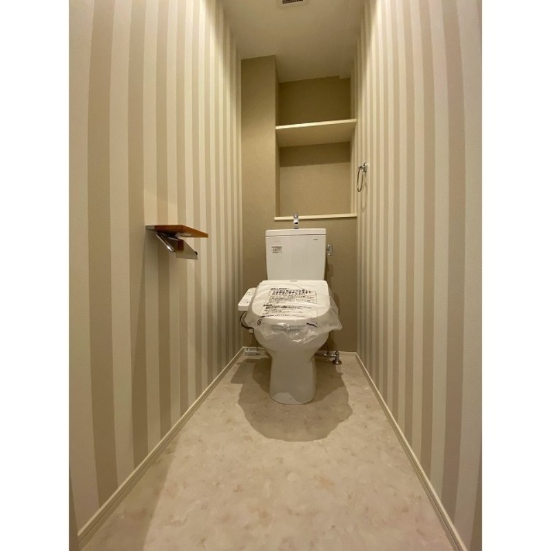 清潔感のあるトイレです。