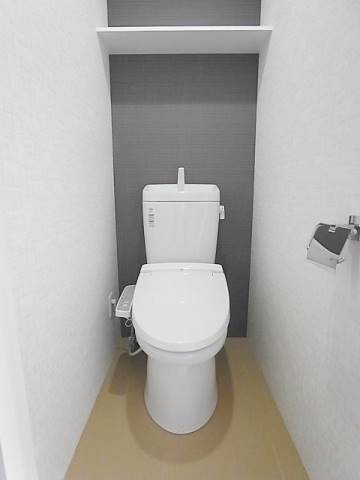 嬉しいウォシュレット完備です