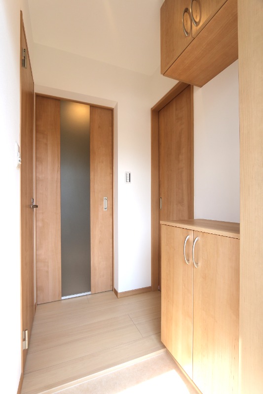 玄関も充分な広さです