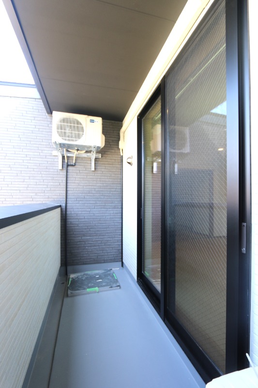 天気のいい日はこちらで洗濯物を干せます