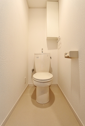 清潔感のあるトイレです
